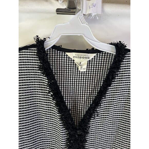 Exclusively MISOOK Houndstooth Fringe Acrylic Knit Blazer Jacket - Picture 3 of 7